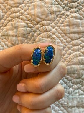 Kendra Scott Ellie Stud Earrings Blue Opal